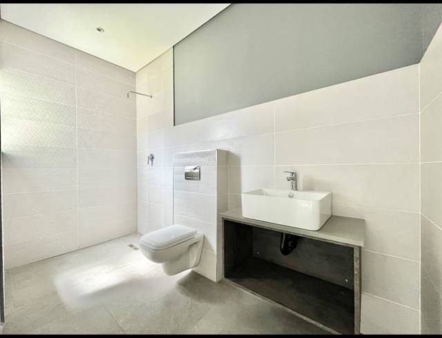 3 BEDROOM HOUSE FOR SALE IN PALM LAKES ESTATE